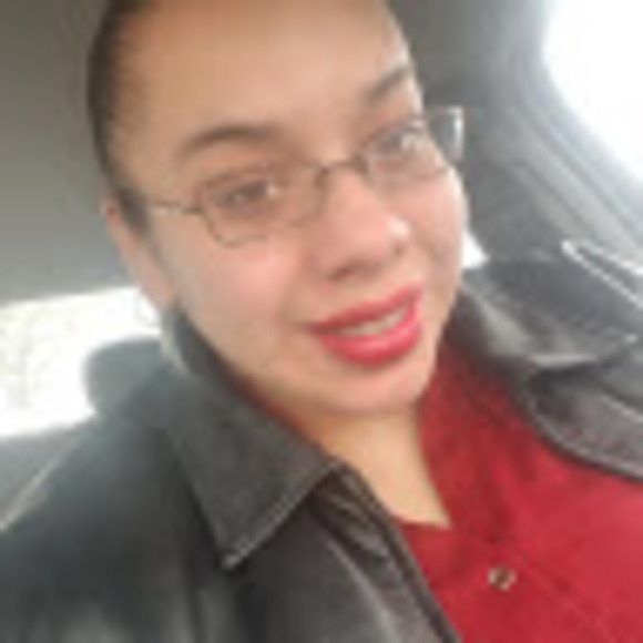 Meet your Posher, Jessica - Picture 1 of 1